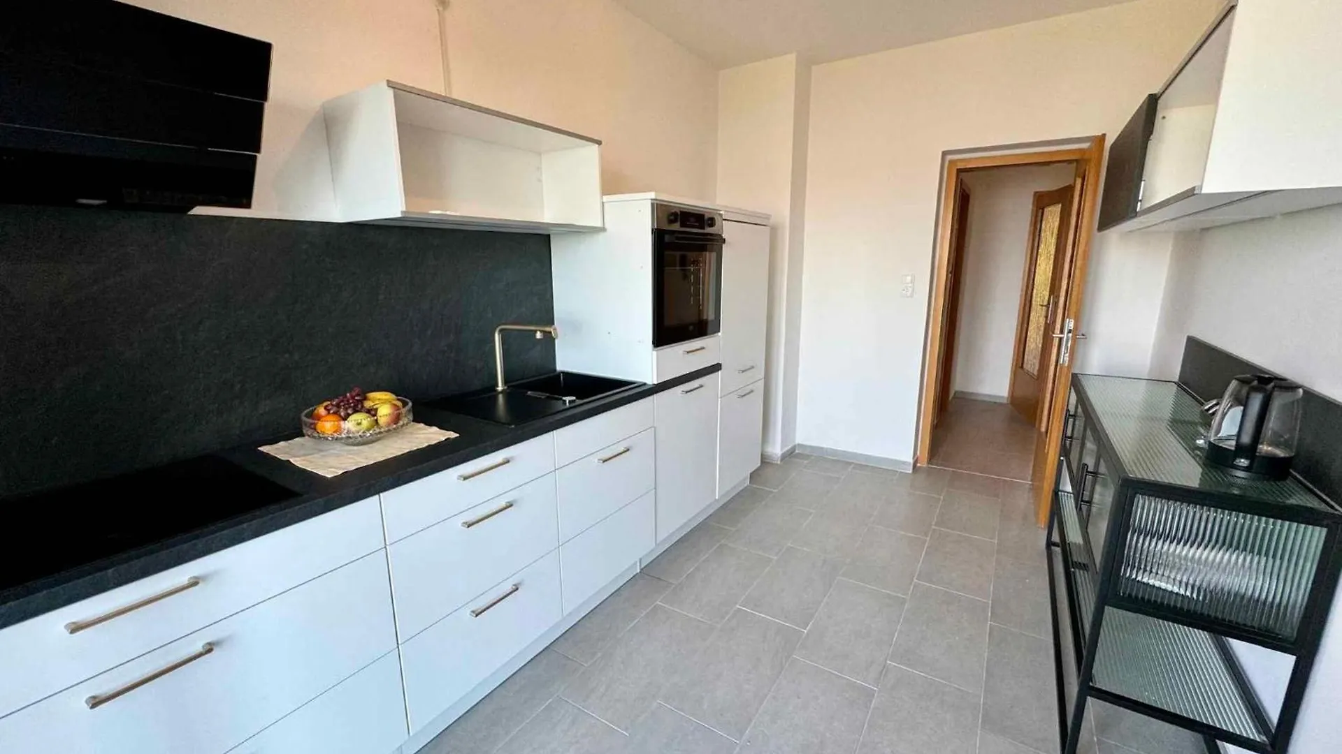 Apartment In Jadranovo 50541