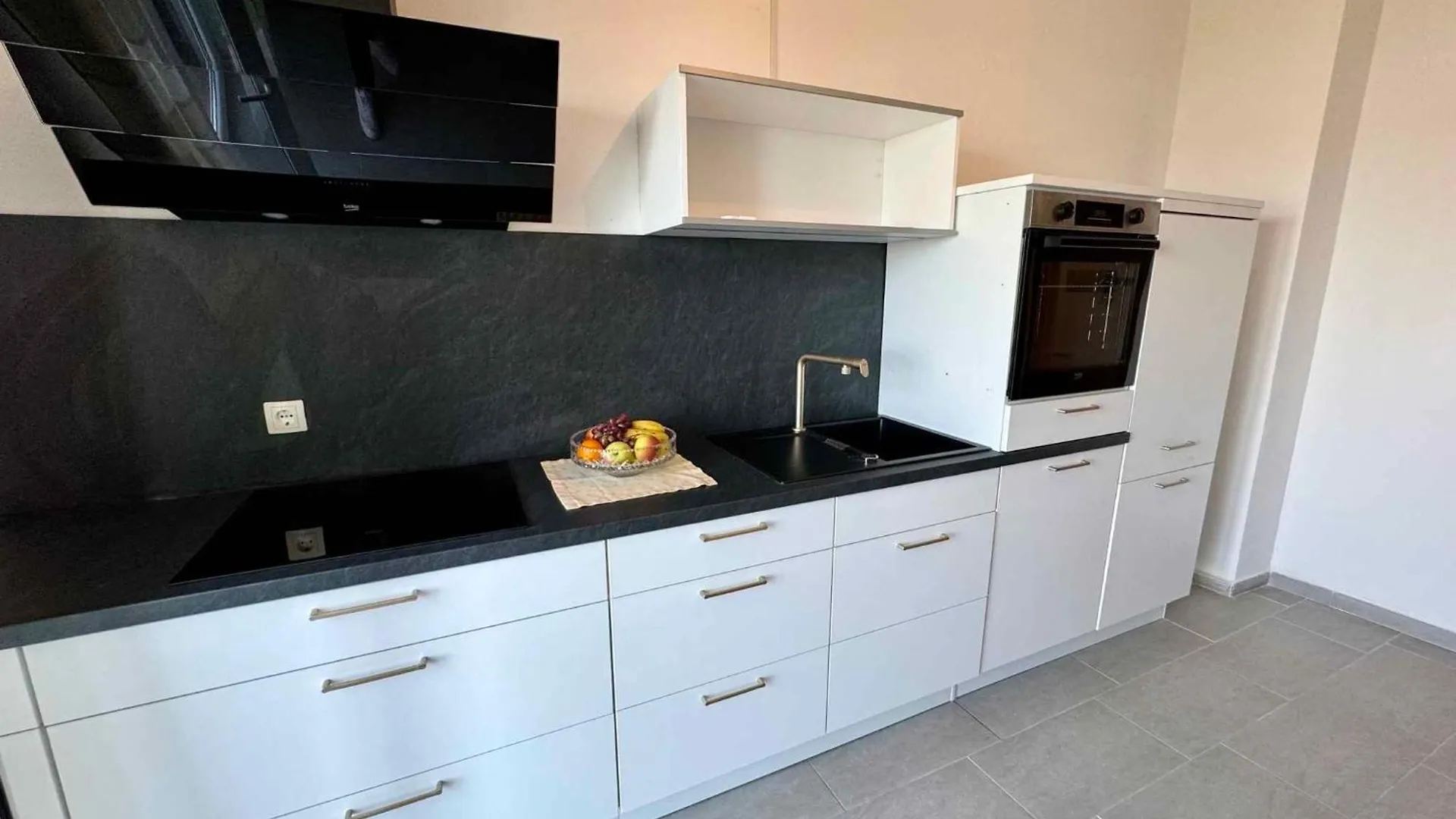Apartment In Jadranovo 50541